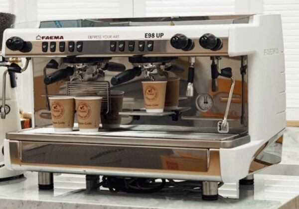 faema-e98-a-2-tall-cup-tam-otomatik-espresso-kahve-makinesi-2-resim4-15486-1 faema-e98-a-2-tall-cup-tam-otomatik-espresso-kahve-makinesi-2-resim4-15486-1