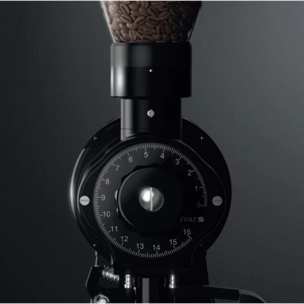 mahlkonig-ek43s-kahve-degirmeni-siyah-resim2-7558-1 mahlkonig-ek43s-kahve-degirmeni-siyah-resim2-7558-1